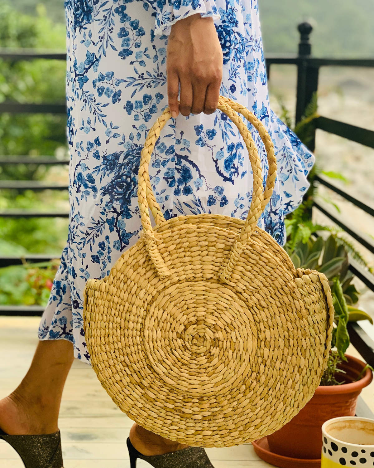 Kouna Round Handbag