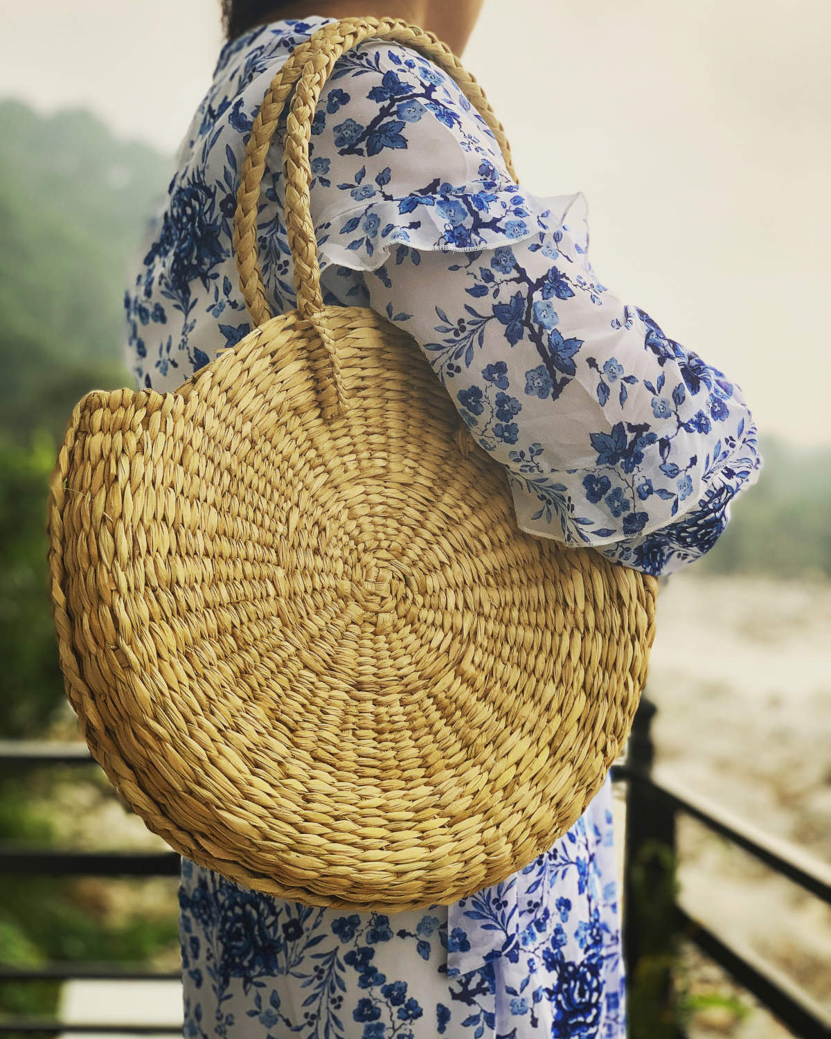 Kouna Round Handbag