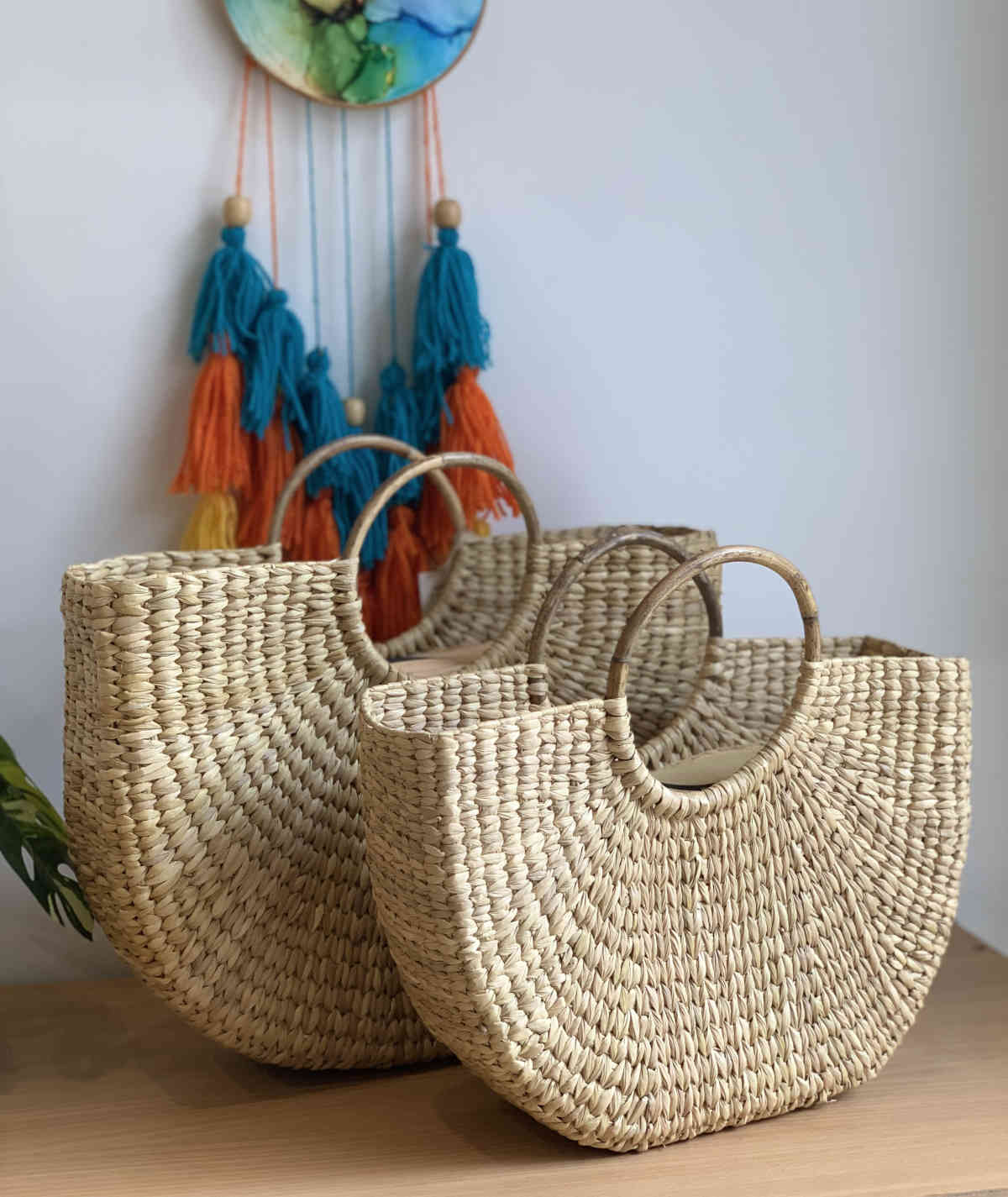 Kouna U-Shaped Handbag with Zipper