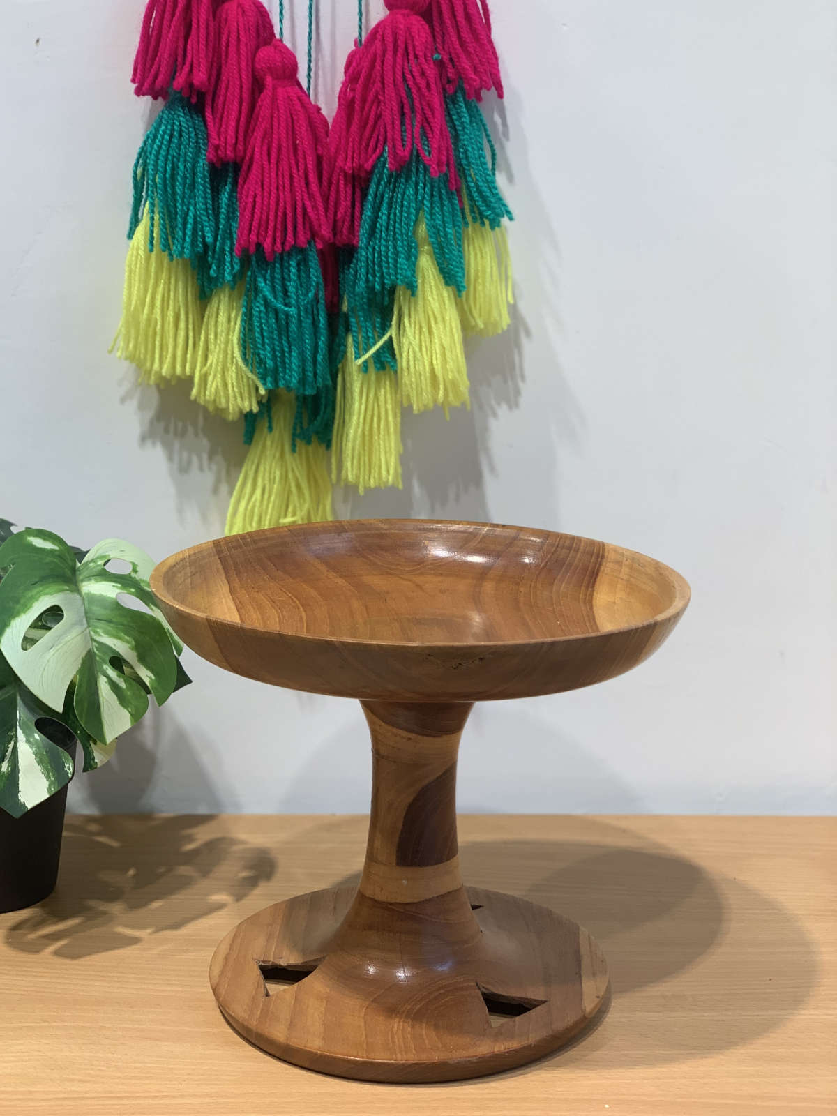 Naga Plate Stand - Small